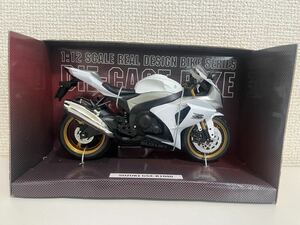 DIE-CAST BIKE 1/12スケールダイキャストライセンスバイク　SUZUKI GSX-R1000