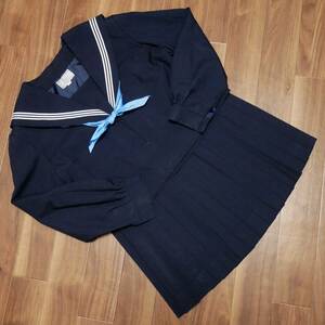 中高セーラー服　紺襟白3本ライン上下　大きいサイズ　ウエスト72　丈57　冬服　長袖　中学　高校　JK　JC　匿名配送