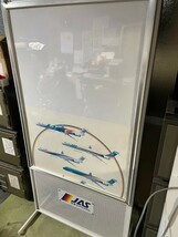 希少 JAS 非売品 日本 エアシステム 航空 広告 看板 スタンド パネル h160.5cm w80cm 格安売り切りスタート1048 a_画像3