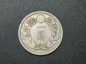 KF0601-102I　コンビニ決済のみ　新一圓銀貨　明治15年　1円　古銭　硬貨　貨幣　コレクション