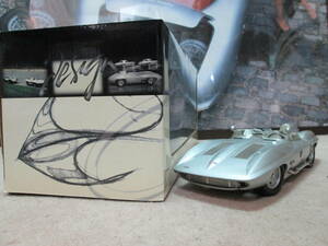 1/１８　「Corvette Stingray Racer」　1959年！！ 「AUTOart」 