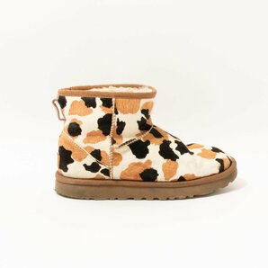 UGG アグ クラッシック カウプリント ショートブーツ 24cm EU38 ホワイト ブラック 茶系 総柄 S/N 1123353 Classic Mini Cow Print ボア 冬の画像1