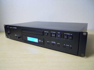 ★TASCAM★ タスカム 業務用CDプレーヤー CD-200 / 2015年製 / 動作品・メンテナンス済 / 新品CDドライブASSY / 取扱説明書 付属