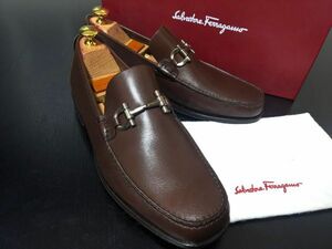 極美品 使用回数少 フェラガモ 7.5EEE Ferragamo ガンチーニ ソフトドレスローファー 濃茶 箱付 8166