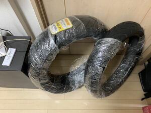 PIRELLI ANGEL ST 160/60ZR17 未使用品と おまけの中古品120/60ZR17