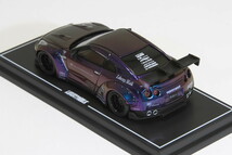 TSM MINI GT 1/64 LB★WORKS Nissan GT-R (R35) Rear Wing Chameleon 日産 カメレオン 台湾限定 京商 トミカサイズ_画像2