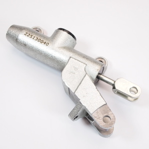 Brake Master Cylinder RMS seated at brake pedal for PIAGGIO APE50 アペ50 リアブレーキマスター ベスパカー P50 FL TMの画像1