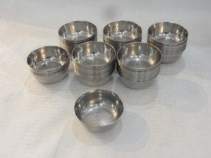 TTOWN★ リサイクル 56個セット arist ステンレス製 カレー小皿 直径9㎝ 業務用　K-38
