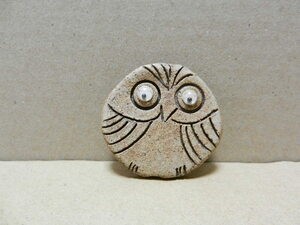 [ world. .031].... ornament / owl / ceramic art goods / magnet /meruborun