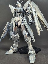 1/100 MG フリーダムガンダム　ver.2.0 シルバーコーティング　完成品 ガンプラ ガンダムSEED　ガンダムベース限定_画像5