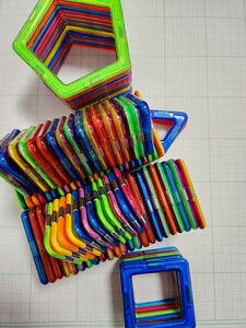 磁石パズル　磁石ブロック　マグスペース　マグフォーマー　98ピース