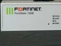 【R06UTM/100E⑤】FORTINET/UTM FG-100E ライセンス：切れ 初期化済/FortiGate-100E【補償付き】専用箱　付属品付き_画像3