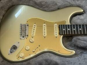 【超美品】American Ultra配線に変更済 Fender American Elite Stratocaster Champagne