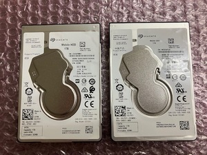 ★送料無料★非常に使用時間短い★2.5インチHDD【SEAGATE ST1000LM035】1TB 2個セット 計2TB ③