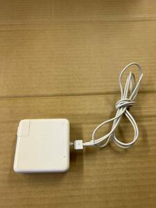 Apple 85W MagSafe 2 Power Adapter 　Model： A1424 　 (2)