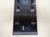 A831 美品 動確済 Native Instruments NI TRAKTOR KONTROL Z1 DJミキサー コントローラー 高品質 オーディオインターフェイス搭載_画像3