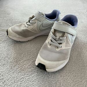 NIKE STAR RUNNER 2 19cm スニーカー パープル NIKE ナイキ ホワイト