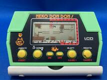 【動作メンテ品】LSIゲーム NEKO DON DON! ゲームウォッチ LCD　タカトクトイス 携帯ゲーム ネコドンドン 電子 レトロ_画像1