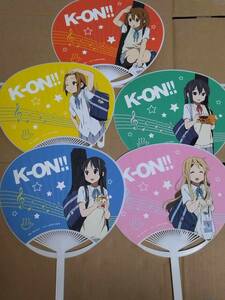 非売品 けいおん! うちわ 5種 平沢唯 秋山澪 琴吹紬 中野梓 K-ON! Yui Hirasawa Mio Akiyama Kotobuki Tsumugi Azusa Nakano Handheld fan