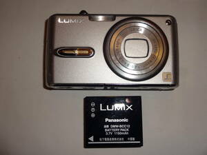 パナソニック(Panasonic) LUMIX DMC-FX07 デジタルカメラ シルキーシルバー FC6KB11967 R 送料無料