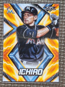 2017 Topps Fire #127 ICHIRO SUZUKI Miami Marlins New York Yankees Seattle Mariners Orix Blue Wave