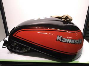 【中古】KAWASAKI Z900RS 燃料タンク フューエルタンク 年式不明 へこみほとんど無し