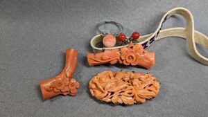 S1223 古美術 和装小物 珊瑚 サンゴ 帯留め ブローチ 指輪 花彫刻 6点まとめ アクセサリー アンティーク
