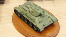 1/35 T-34 1940年型 ソ連中戦車 バルバロッサ作戦 完成品 ウェザリング済 ドラゴン _画像9