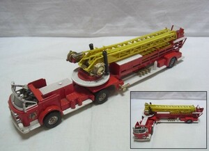 * миникар CORGI MAJOR TOYS Corgi пожарная машина лестница машина AMERICAN LAFRANCE Rescue грузовик retro игрушка Англия производства Junk текущее состояние *60