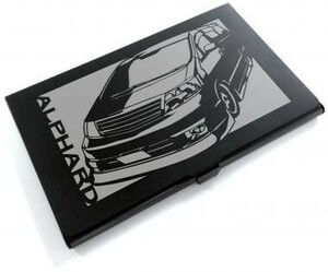 ブラックアルマイト「トヨタ(TOYOTA) アルファード」切り絵デザインのカードケース[CC-067]