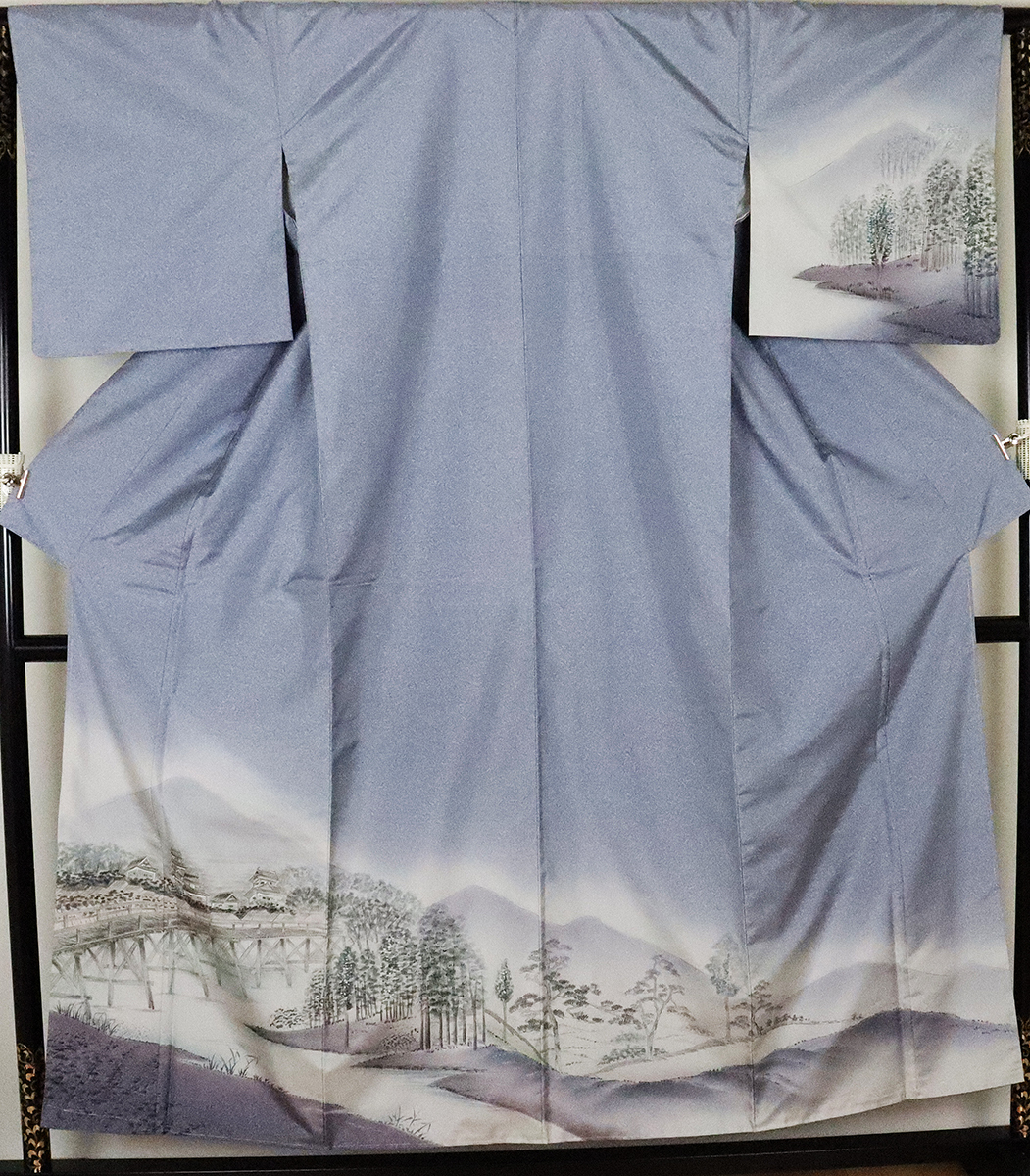 Authentische gestreifte Oshima Tsumugi-Besucherkleidung, pure Seide, handbemalte Brückenlandschaft ki19760, Damen-Kimono, Kimono, Besuchskleid, Maßgeschneidert