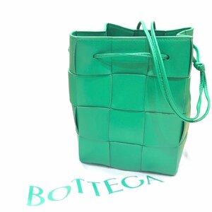 １円 美品 BOTTEGAVENETA ボッテガヴェネタ ショルダーバッグ スモールカセット クロスボディバケットバック グリーン