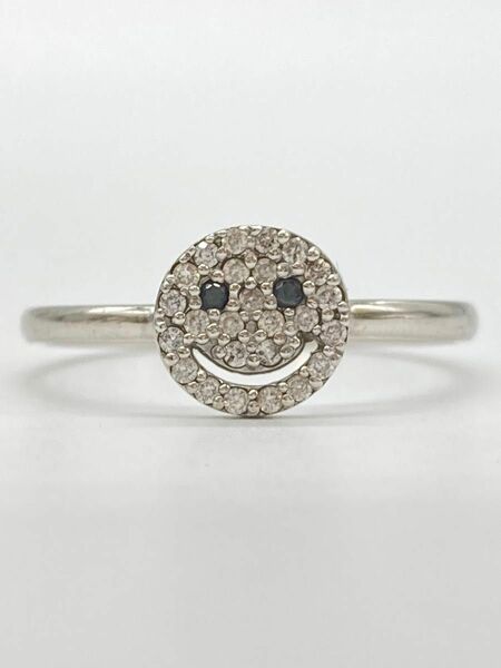 [新品同様]プラチナPt950天然ダイヤモンドリング 笑顔指輪