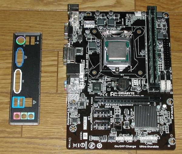 CPU メモリ付き　GIGABYTE GA-H81M-D3V-JP