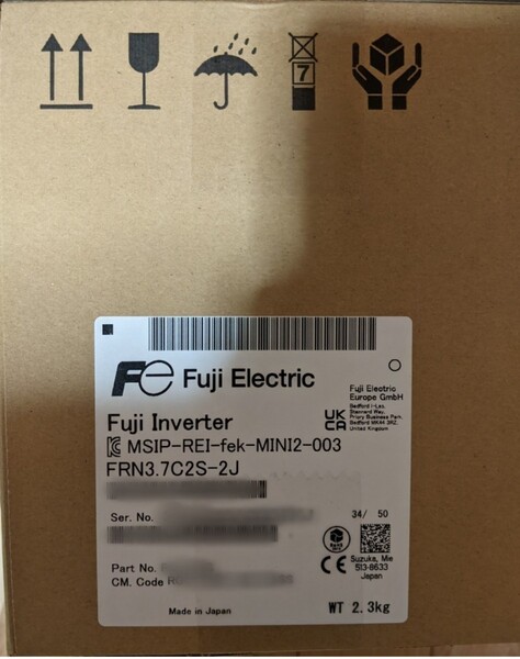 新品 富士電機 2023年製造 FRN3.7C2S-2J インバータ インバーター