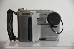 デジタルビデオカメラ SONY ソニー ハンディカム DCR-SC100 240206W21