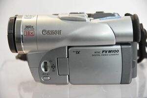 デジタルビデオカメラ Canon キャノン FV M100 240206W23