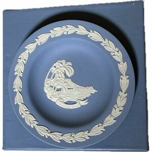 24A02-38:WEDGWOOD ジャスパーブルー 飾絵皿 ヴィンテージ　ウエッジウッド ミニチュアプレート 小皿 洋食器 　11㎝