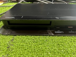 TOSHIBA/東芝 REGZA DBR-T560 HDD/DVD/BDレコーダー 2014年製　現状中古品　ジャンク扱い（A72）