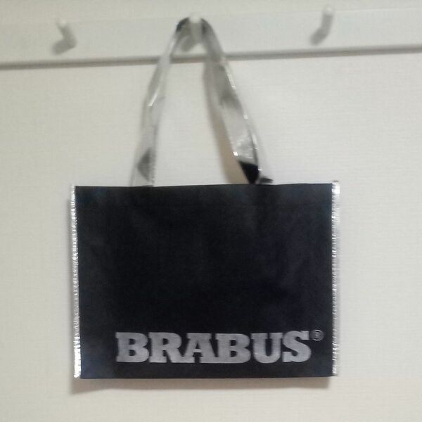 シワ、型あります。。新品　　長期保管品　メルセデス・ベンツ　ブラバス　トートバッグ　エコバッグ　BRABUS