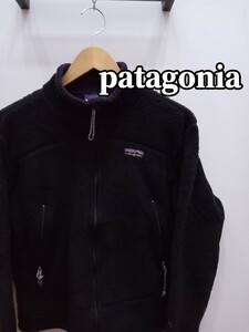 ★H056 patagonia パタゴニア フリース ジャケット レディースM アメリカ製 フワフワ生地 ボア ロゴ刺繍 黒 