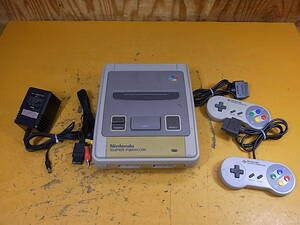 □Cb/359☆任天堂 Nintendo☆スーパーファミコン(SFC) 本体☆SHVC-001☆コントローラ2個/接続ケーブル/電源アダプタ付☆動作OK