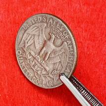 アメリカ　硬貨　ジョージ・ワシントン　1967年　リバティ　立つ鷲　ドル　記念幣　コイン　古銭　重さ5.61g_画像3