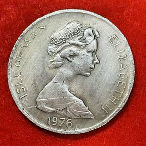 イギルス　硬貨　王室属領　1976年　マン島　エリザベス 2 世　馬車鉄道 100 周年記念　三脚巴紋　記念幣　コイン　古銭　重さ20.42g