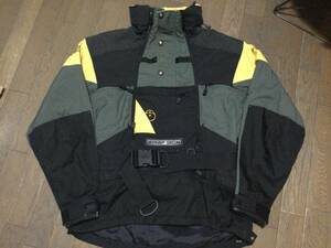 国内未発売レアモデル・THE NORTH FACE STEEP TECH JACKET・ノースフェイス ジャケット美中古品 入手困難supreme