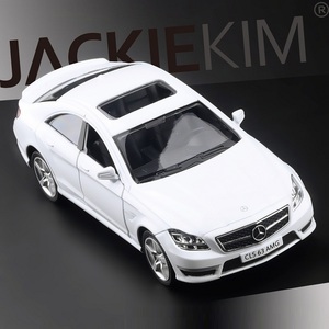 WJ137#1/36 Benz メルセデスベンツ CLS63 銀 シルバー ダイキャストカー ガレージ コレクション ミニカー 趣味 ディスプレイ