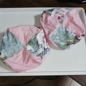 バスティンお手玉 2個セット ピンク×花柄　ハンドメイド