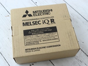 【即決・新品】24年製 三菱電機 シーケンサー MELSEC iQ-R アナログ－デジタル変換ユニット R60AD4 領収書発行可能 ① 