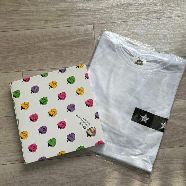 NEWS 15th strawberryTシャツ、時計