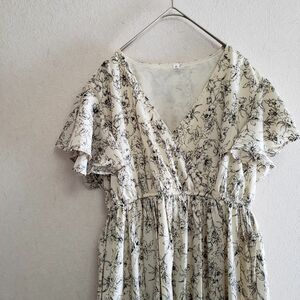 ワンピース ホワイト ロングワンピース 薄黄色 M ノーブランド 花柄 フリル Vネック かわいい